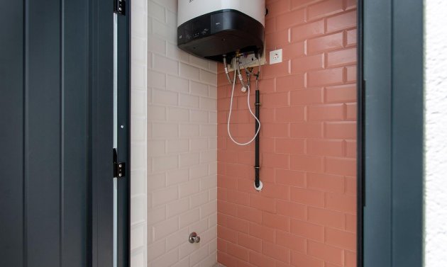 Neue Gebäude - Villa -
Sucina