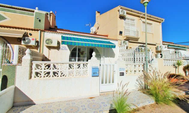 Resale - Bungalow -
Torrevieja - El Chaparral