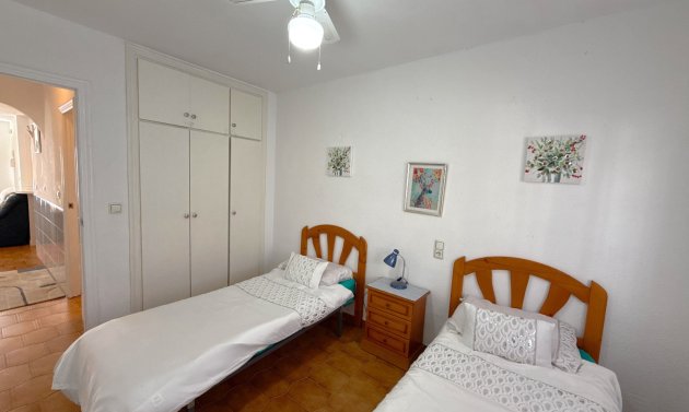 Resale - Villa -
Villamartin