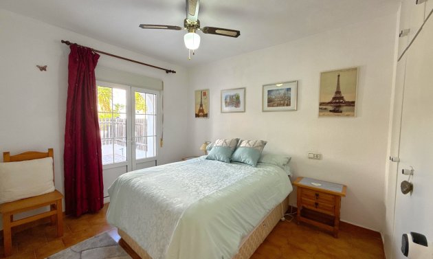 Resale - Villa -
Villamartin