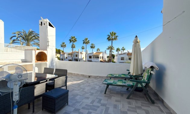 Resale - Villa -
Villamartin