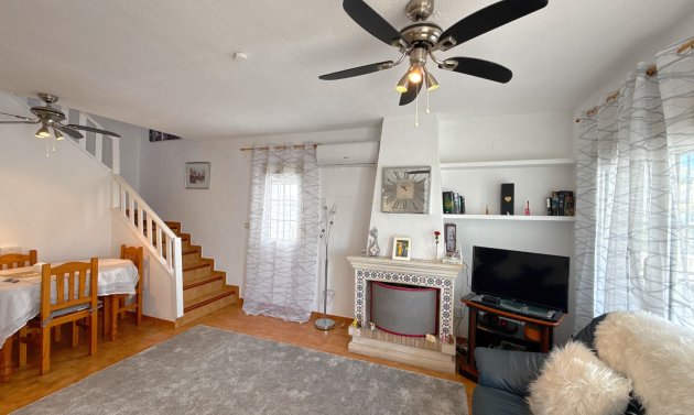 Resale - Villa -
Villamartin