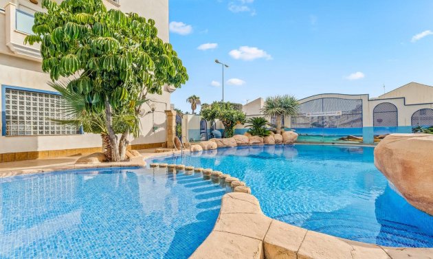 Wiederverkauf - Wohnung -
Cabo Roig