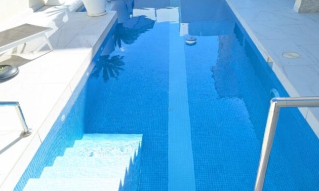 Reventa - Villa -
Villamartín - Villamartin