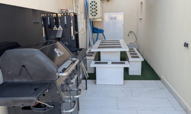 Reventa - Villa -
Villamartín - Villamartin