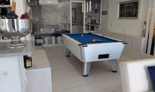 Reventa - Villa -
Villamartín - Villamartin