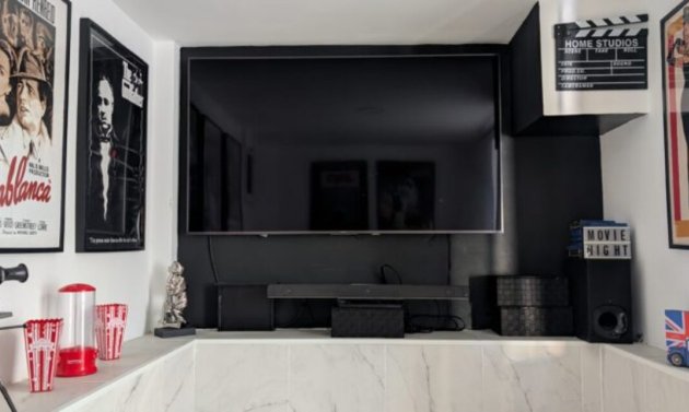 Reventa - Villa -
Villamartín - Villamartin