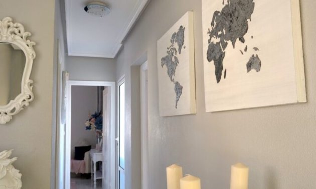 Reventa - Villa -
Villamartín - Villamartin