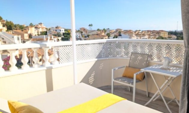 Reventa - Villa -
Villamartín - Villamartin