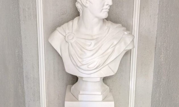 Reventa - Villa -
Villamartín - Villamartin