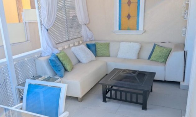 Reventa - Villa -
Villamartín - Villamartin