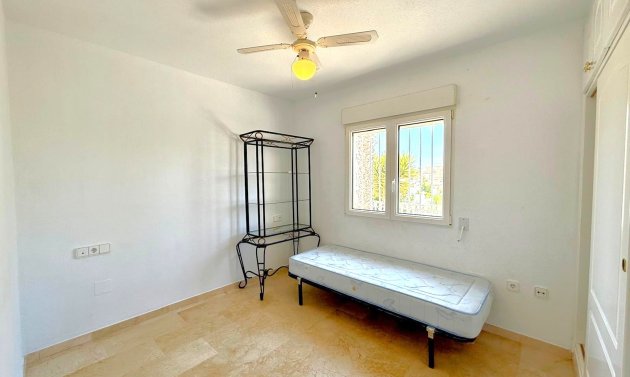 Resale - Villa -
Orihuela Costa - Villamartín
