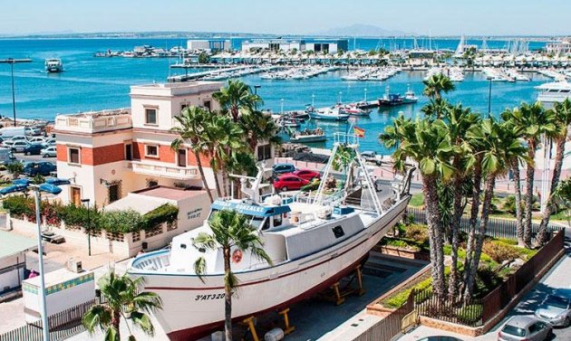 Nybyggnation - Lägenhet -
Santa Pola - Playa Tamarit