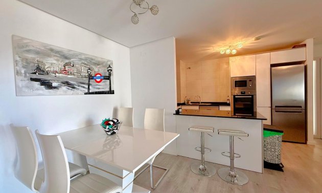 Resale - Apartment -
Villamartín - Los Dolses