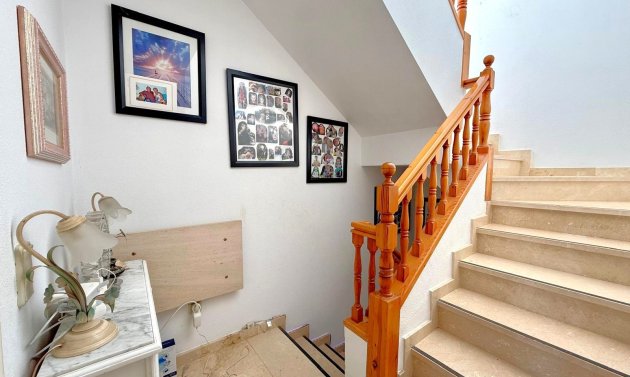 Resale - Villa -
Villamartin