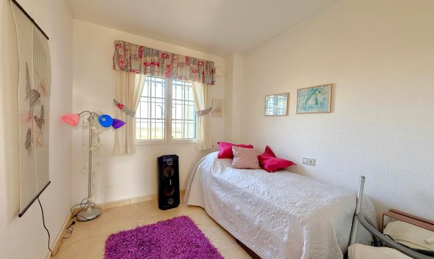 Resale - Villa -
Villamartin