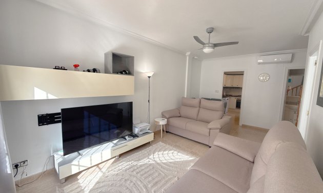 Resale - Villa -
Cabo Roig