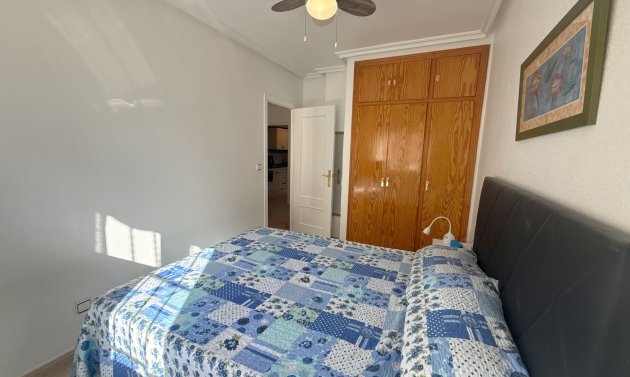 Resale - Villa -
Cabo Roig