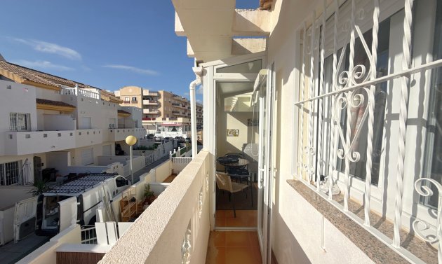 Resale - Villa -
Cabo Roig