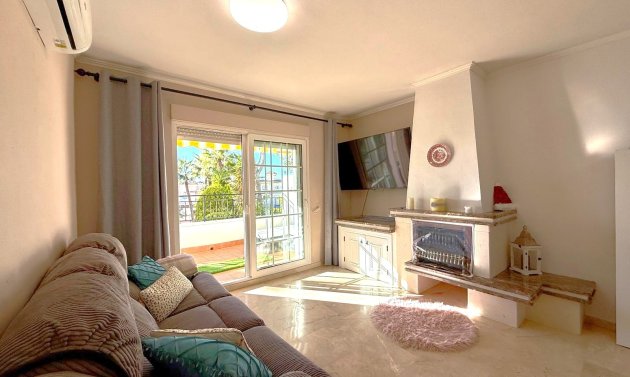 Resale - Villa -
Villamartin