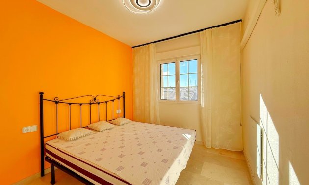 Resale - Villa -
Villamartin