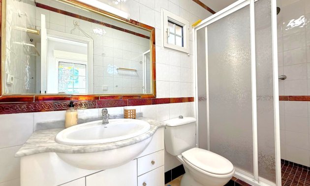 Resale - Villa -
Villamartin