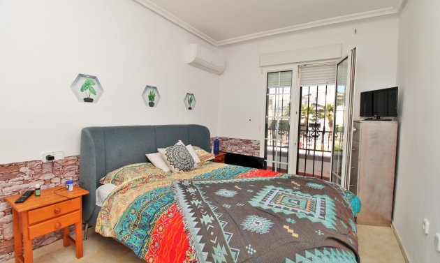 Reventa - Villa -
Villamartín - Los Dolses