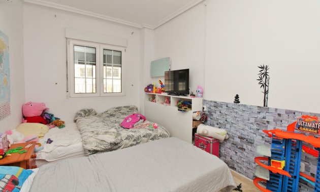 Reventa - Villa -
Villamartín - Los Dolses