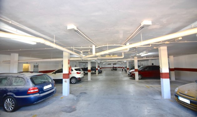 Återförsäljning - Villa -
La Florida