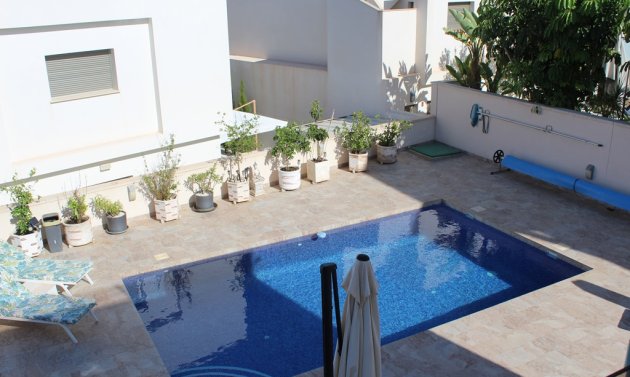 Reventa - Villa -
San Miguel de Salinas