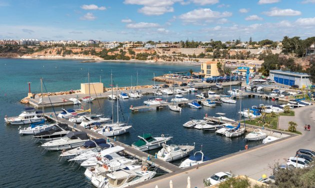 Reventa - Villa -
San Miguel de Salinas