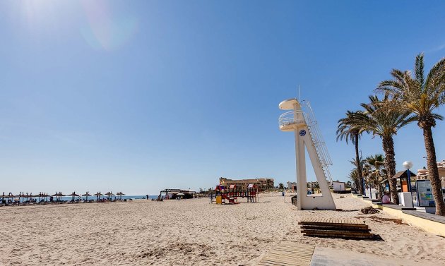 Neue Gebäude - Villa -
Orihuela Costa - La Zenia