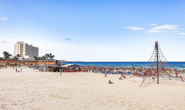 Neue Gebäude - Villa -
Orihuela Costa - La Zenia