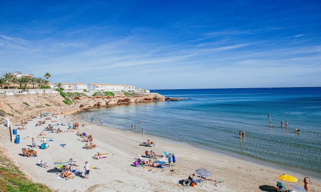 Neue Gebäude - Villa -
Orihuela Costa - La Zenia