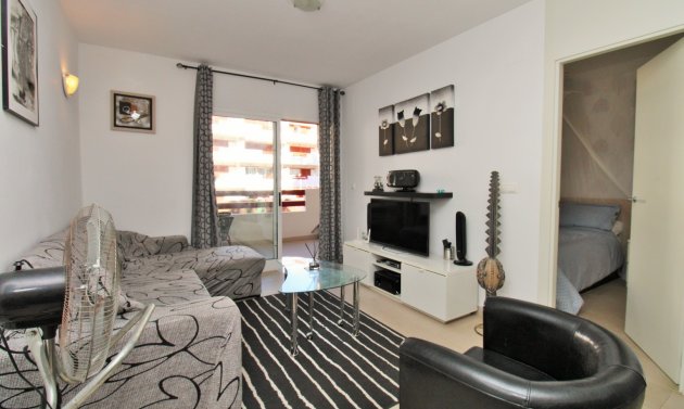 Resale - Apartment -
Playa Flamenca