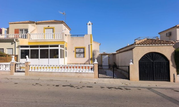 Wiederverkauf - Quad House -
Orihuela Costa - Los Altos