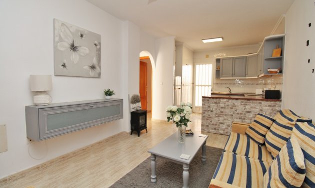 Wiederverkauf - Wohnung -
Villamartín - Villamartin