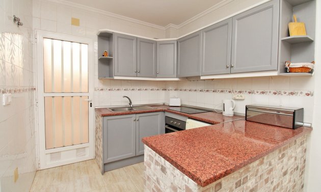 Wiederverkauf - Wohnung -
Villamartín - Villamartin