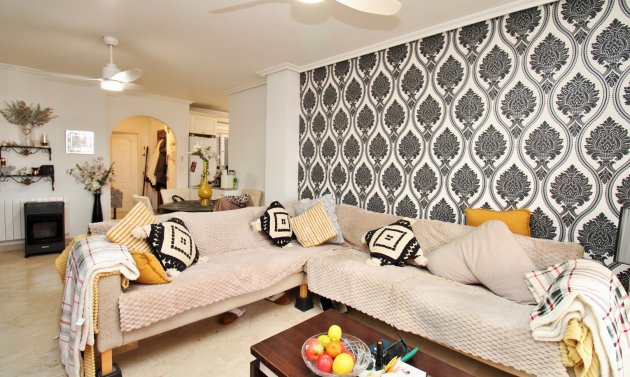 Reventa - Apartamento -
Playa Flamenca