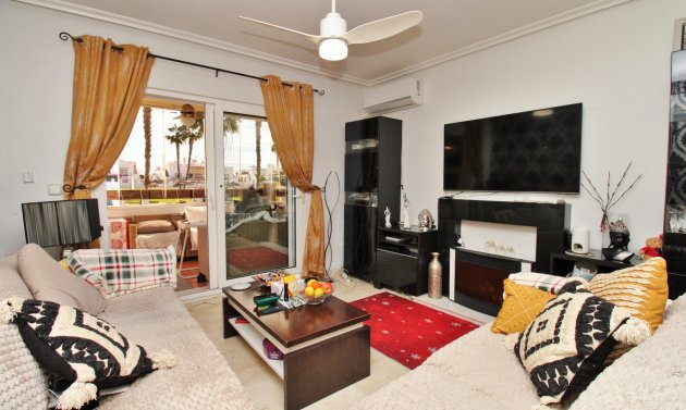 Reventa - Apartamento -
Playa Flamenca