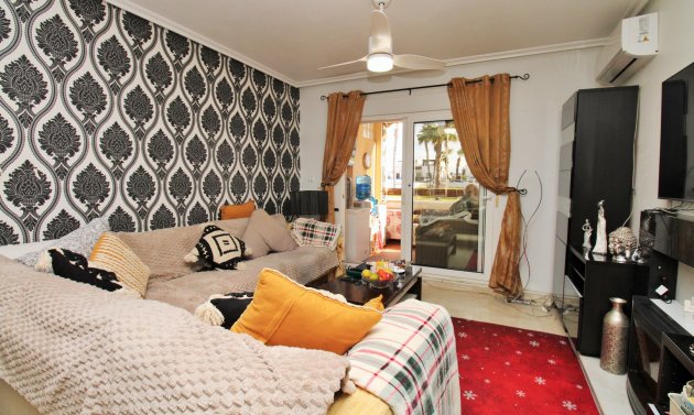 Reventa - Apartamento -
Playa Flamenca