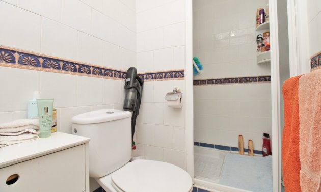 Reventa - Apartamento -
Playa Flamenca