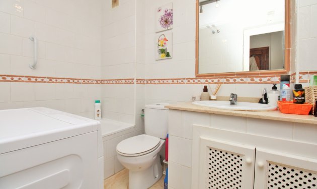 Reventa - Apartamento -
Playa Flamenca