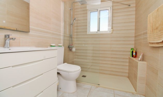 Återförsäljning - Villa -
Playa Flamenca