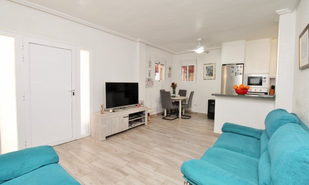 Återförsäljning - Villa -
Playa Flamenca