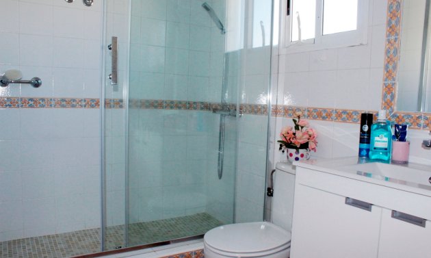 Återförsäljning - Villa -
Torre de la Horadada