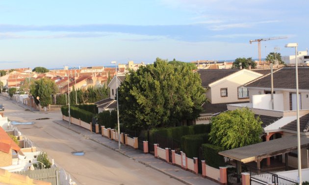 Wiederverkauf - Villa -
Torre de la Horadada