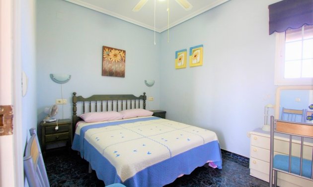 Återförsäljning - Villa -
Orihuela Costa - Villamartín
