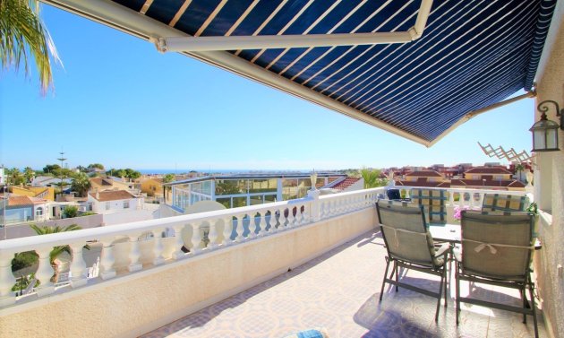 Återförsäljning - Villa -
Orihuela Costa - Villamartín
