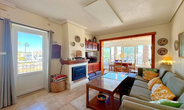 Wiederverkauf - Wohnung -
Orihuela Costa - Villamartín